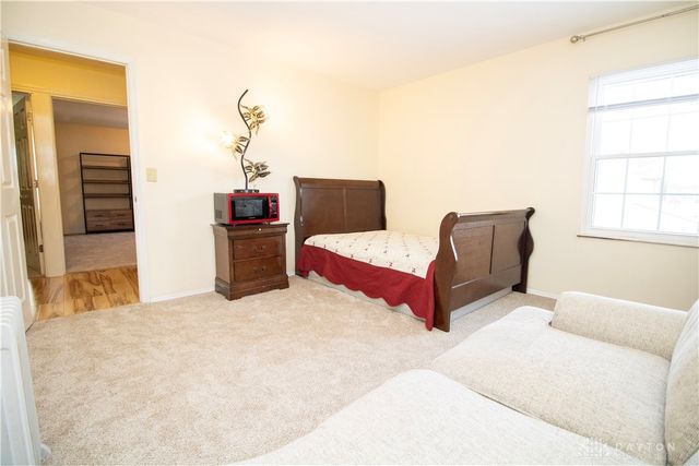 6978 Charlesgate Road, Dayton, OH 45424