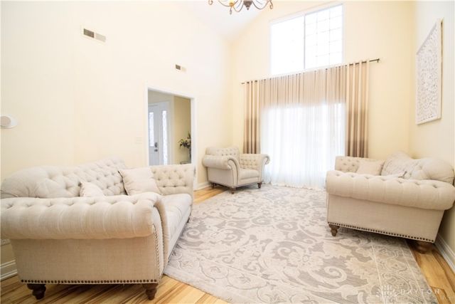 6978 Charlesgate Road, Dayton, OH 45424