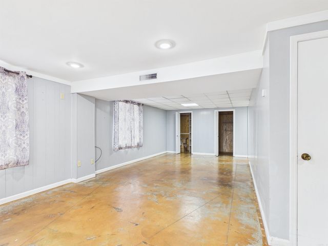 1006 W Sherman Avenue, Harrison, AR 72601