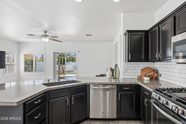 903 W TREMAINE Avenue, Gilbert, AZ 85233