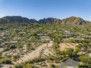 6515 E BLUEBIRD Lane 2, Paradise Valley, AZ 85253