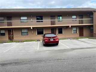 10005 Winding Lake Road 105, Sunrise, FL 33351
