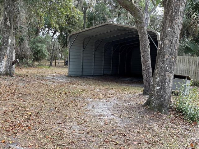 111 LITTLE ORANGE LAKE DRIVE, Hawthorne, FL 32640