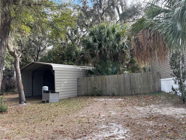 111 LITTLE ORANGE LAKE DRIVE, Hawthorne, FL 32640