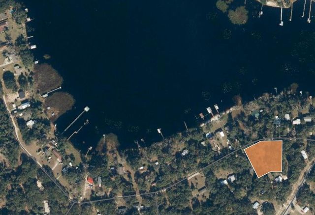 111 LITTLE ORANGE LAKE DRIVE, Hawthorne, FL 32640