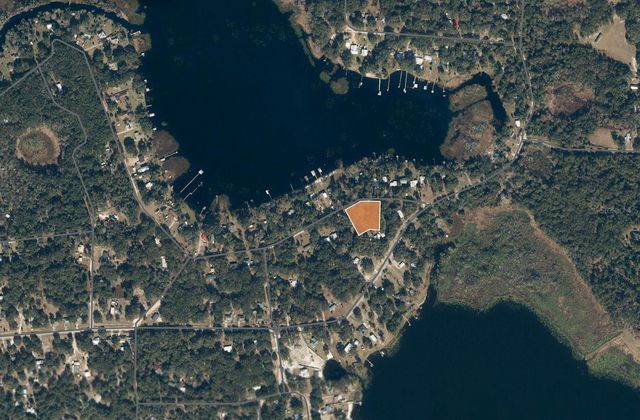 111 LITTLE ORANGE LAKE DRIVE, Hawthorne, FL 32640