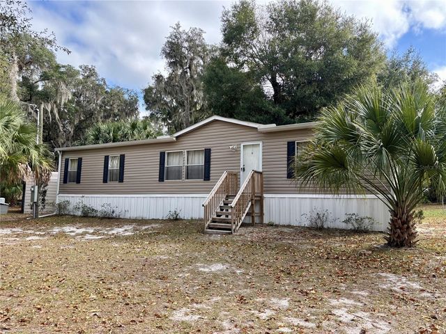 111 LITTLE ORANGE LAKE DRIVE, Hawthorne, FL 32640