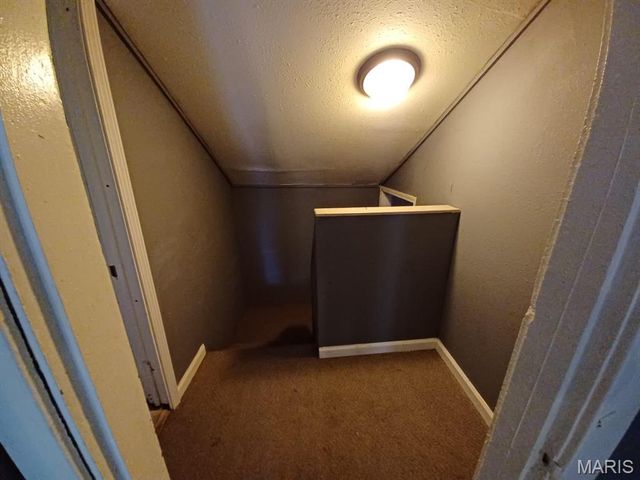 5466 Janet Avenue, Jennings, MO 63136