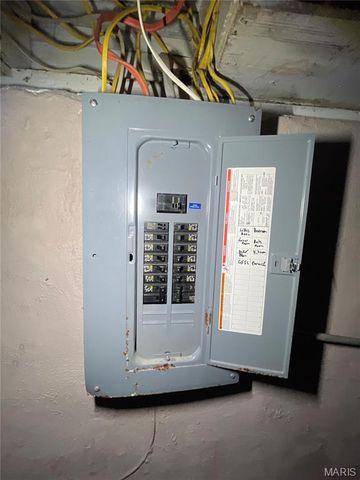 5466 Janet Avenue, Jennings, MO 63136