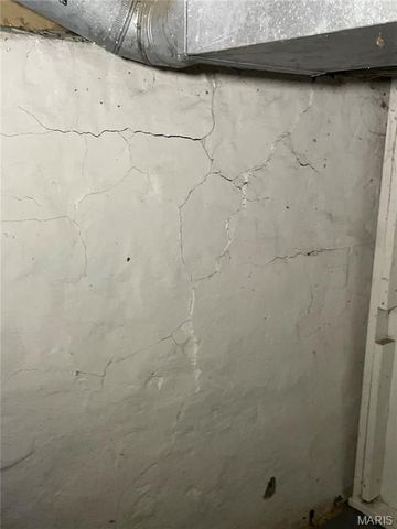 5466 Janet Avenue, Jennings, MO 63136