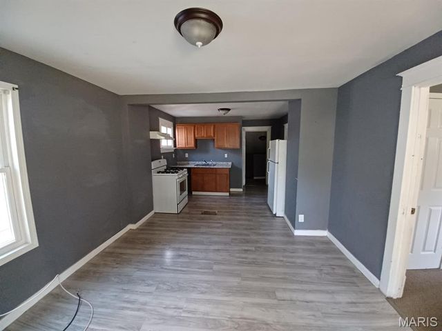 5466 Janet Avenue, Jennings, MO 63136