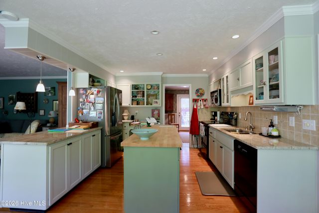335 Swoope Drive, Southern Pines, NC 28387