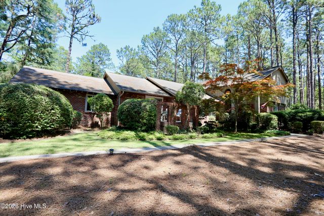 335 Swoope Drive, Southern Pines, NC 28387
