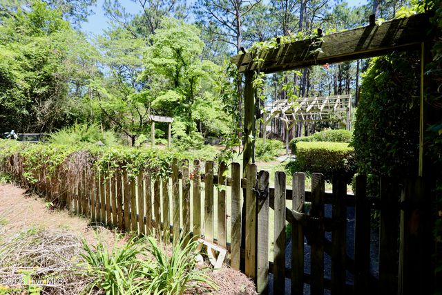 335 Swoope Drive, Southern Pines, NC 28387