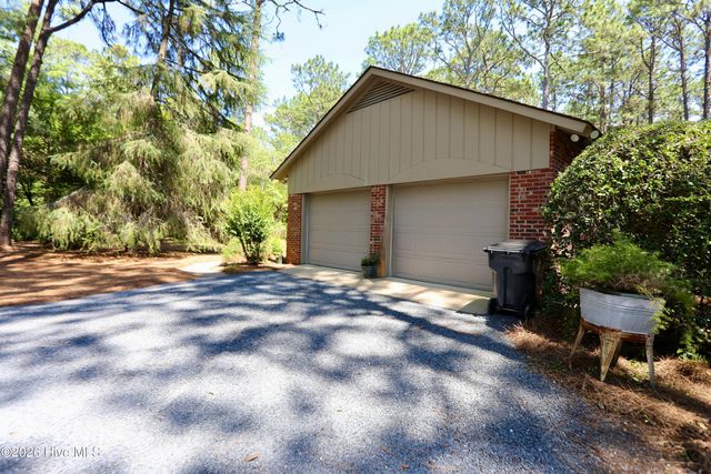 335 Swoope Drive, Southern Pines, NC 28387