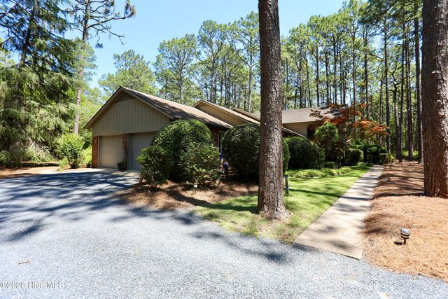 335 Swoope Drive, Southern Pines, NC 28387