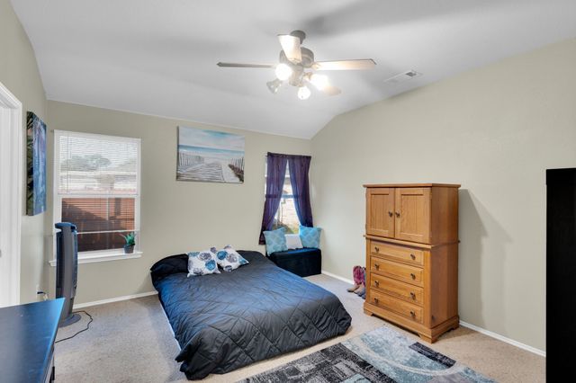 131 Logan Lane, Waxahachie, TX 75165