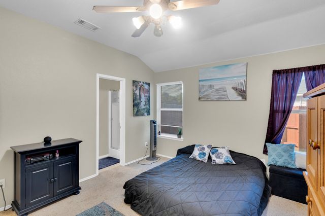 131 Logan Lane, Waxahachie, TX 75165
