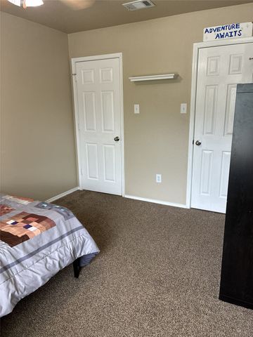 131 Logan Lane, Waxahachie, TX 75165