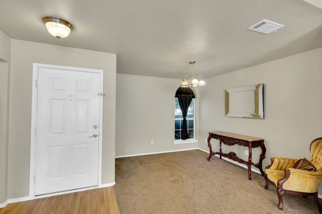 131 Logan Lane, Waxahachie, TX 75165