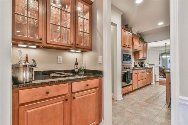 6417 Hickory Springs Circle, Hoschton, GA 30548