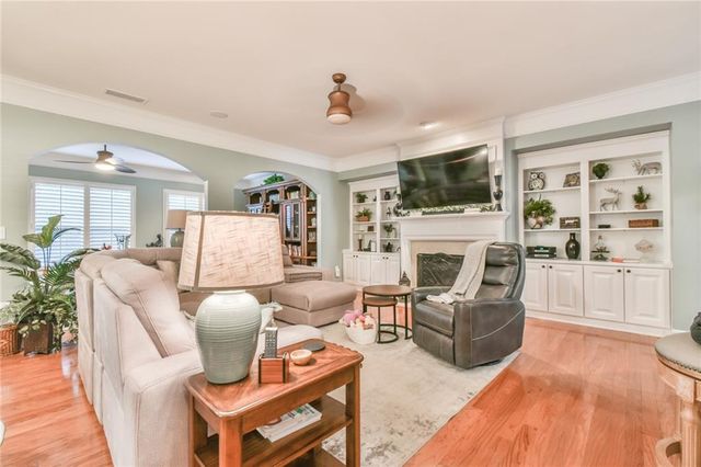 6417 Hickory Springs Circle, Hoschton, GA 30548