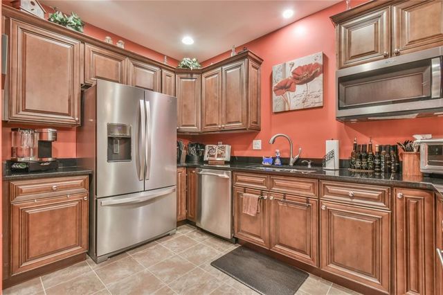 6417 Hickory Springs Circle, Hoschton, GA 30548