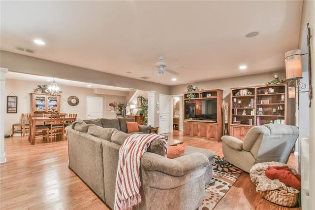 6417 Hickory Springs Circle, Hoschton, GA 30548