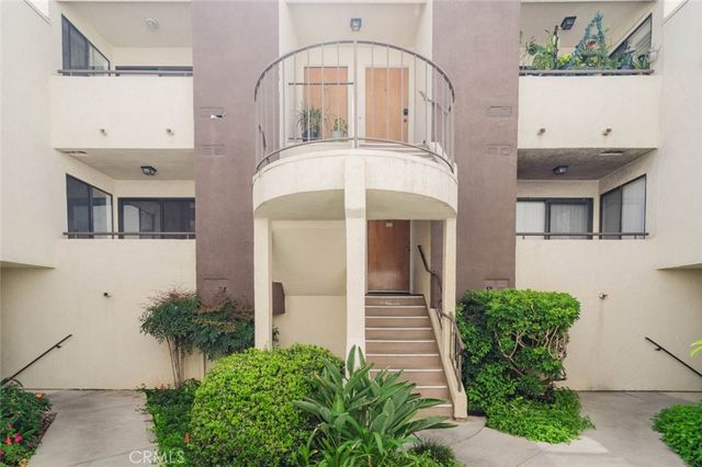 13825 Beaver Street 32, Sylmar, CA 91342