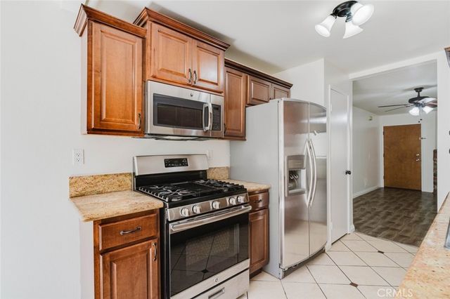 13825 Beaver Street 32, Sylmar, CA 91342