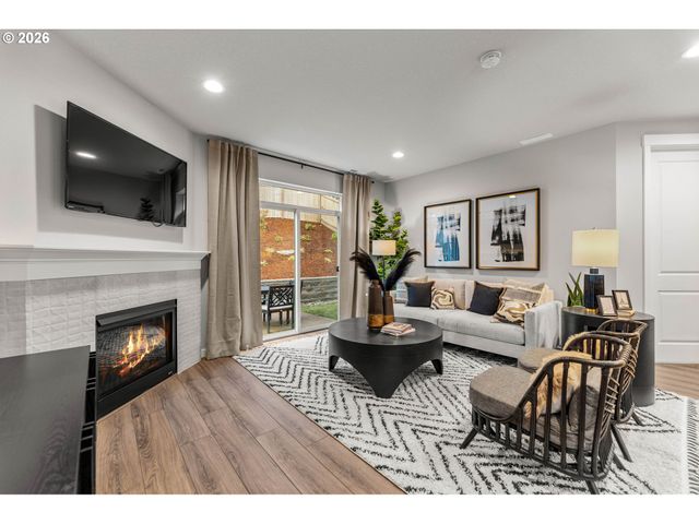 10571 Se HERITAGE Rd, Happy Valley, OR 97086
