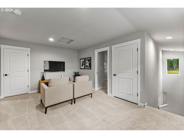 10571 Se HERITAGE Rd, Happy Valley, OR 97086