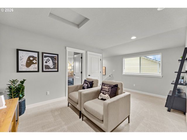 10571 Se HERITAGE Rd, Happy Valley, OR 97086