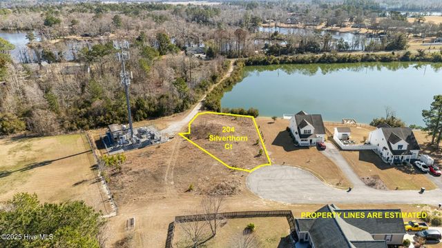 204 Silverthorn Court, New Bern, NC 28562