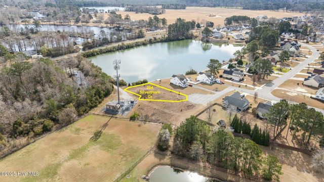 204 Silverthorn Court, New Bern, NC 28562