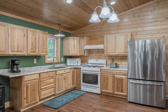 2011 PORTER AVENUE, North Pole, AK 99705