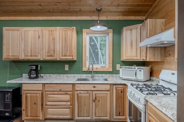 2011 PORTER AVENUE, North Pole, AK 99705