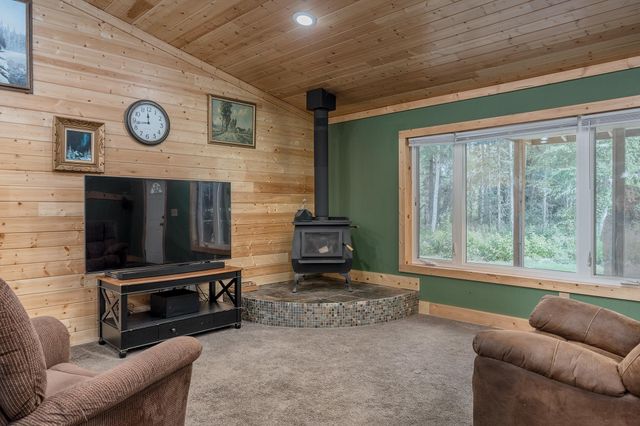 2011 PORTER AVENUE, North Pole, AK 99705