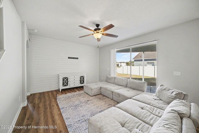 4809 Walnut Ridge Road, Land O'lakes, FL 34638