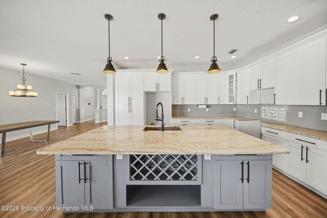 4809 Walnut Ridge Road, Land O'lakes, FL 34638