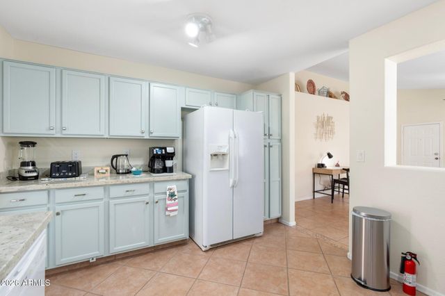 8640 E CAROL Avenue, Mesa, AZ 85208