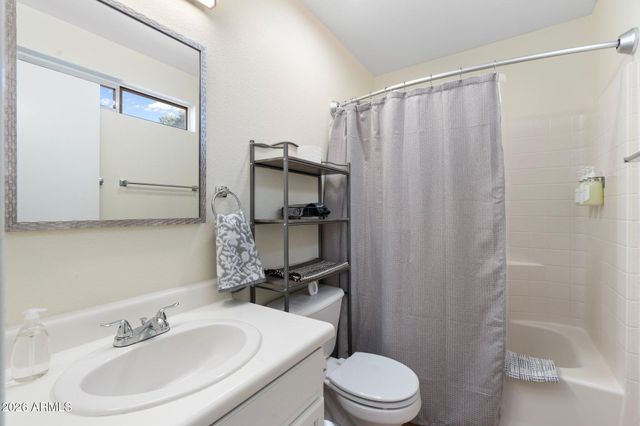 8640 E CAROL Avenue, Mesa, AZ 85208