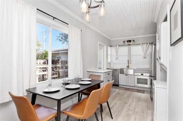 232 Seminole Avenue, Fort Lauderdale, FL 33312