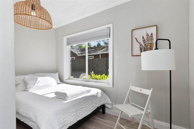 232 Seminole Avenue, Fort Lauderdale, FL 33312