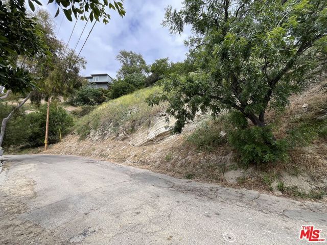 3800 N Oakfield Drive, Sherman Oaks (los Angeles), CA 91423