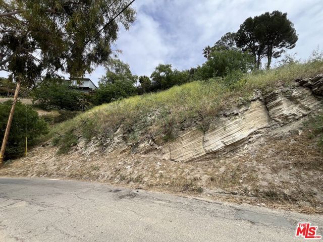 3800 N Oakfield Drive, Sherman Oaks (los Angeles), CA 91423