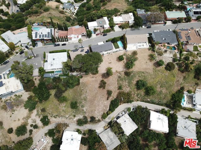 3800 N Oakfield Drive, Sherman Oaks (los Angeles), CA 91423