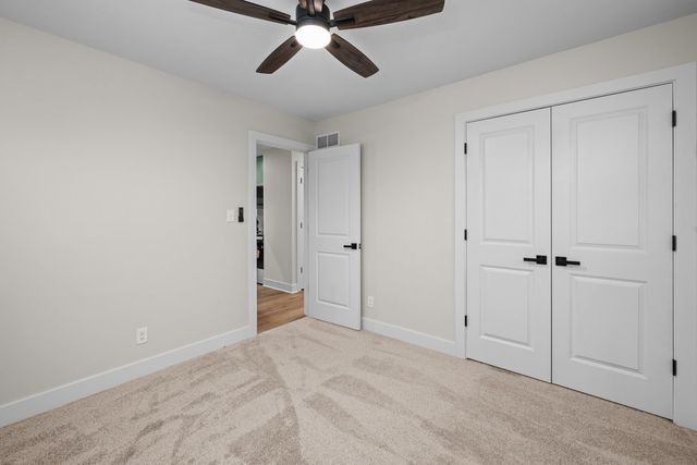 392 33rd Avenue Court, East Moline, IL 61244