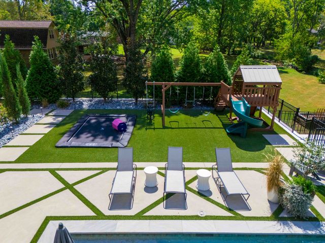 1311 Parker Pl, Brentwood, TN 37027