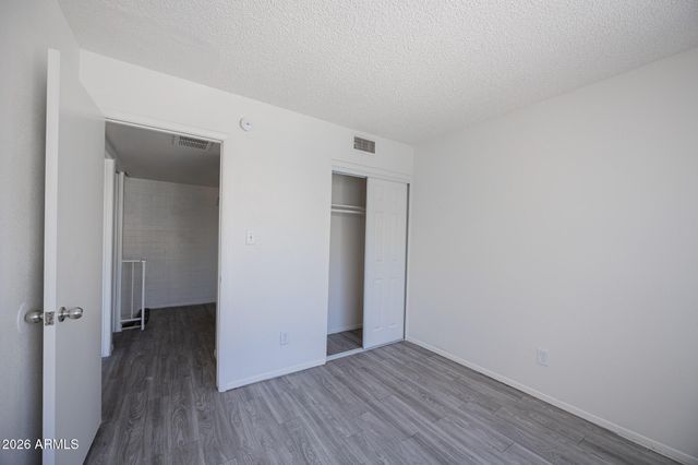 5246 N 42ND Lane, Phoenix, AZ 85019